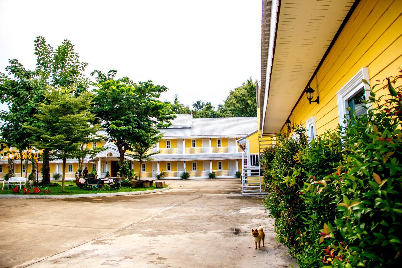 Raiwin Buri Resort Phrae Εξωτερικό φωτογραφία